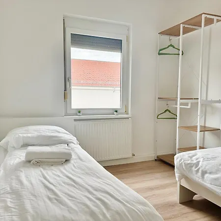 - Vienna North - Free Parking * גרסדורף ביי וין